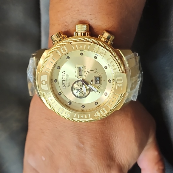 Invicta bolt Gold Lable Diamond accented hour markers 65mm w/one slot dive case - Picture 3 of 5
